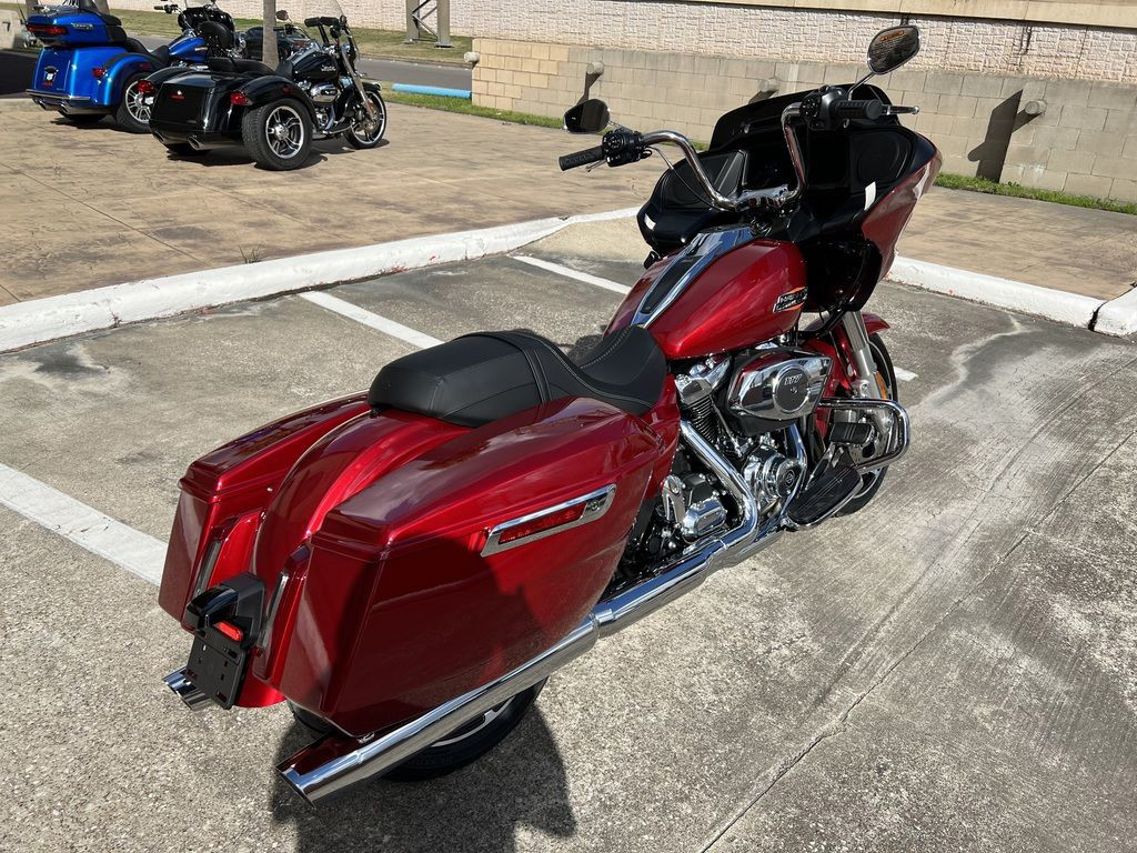 Road Glide®