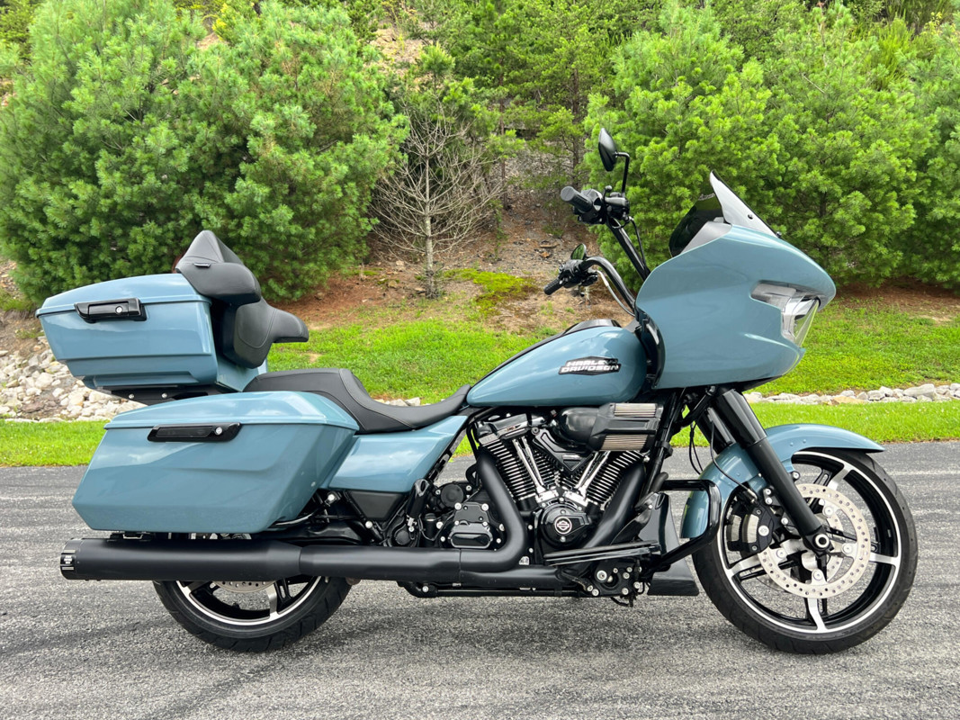 Road Glide®