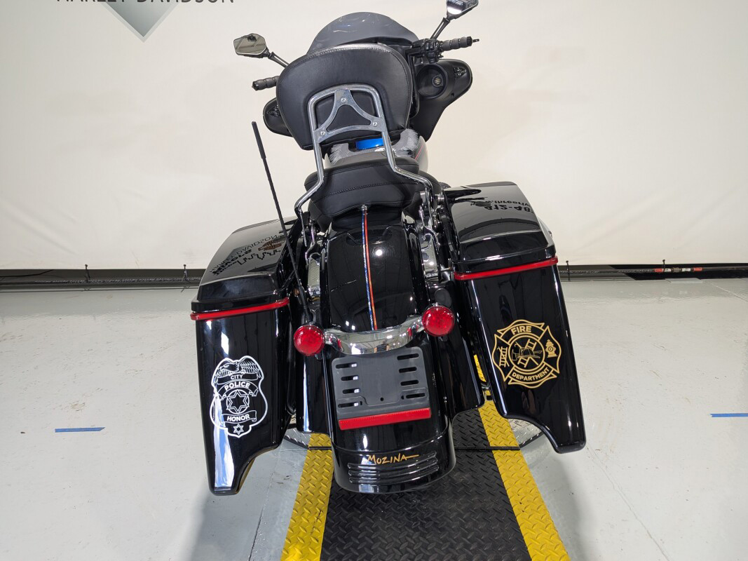 Street Glide®