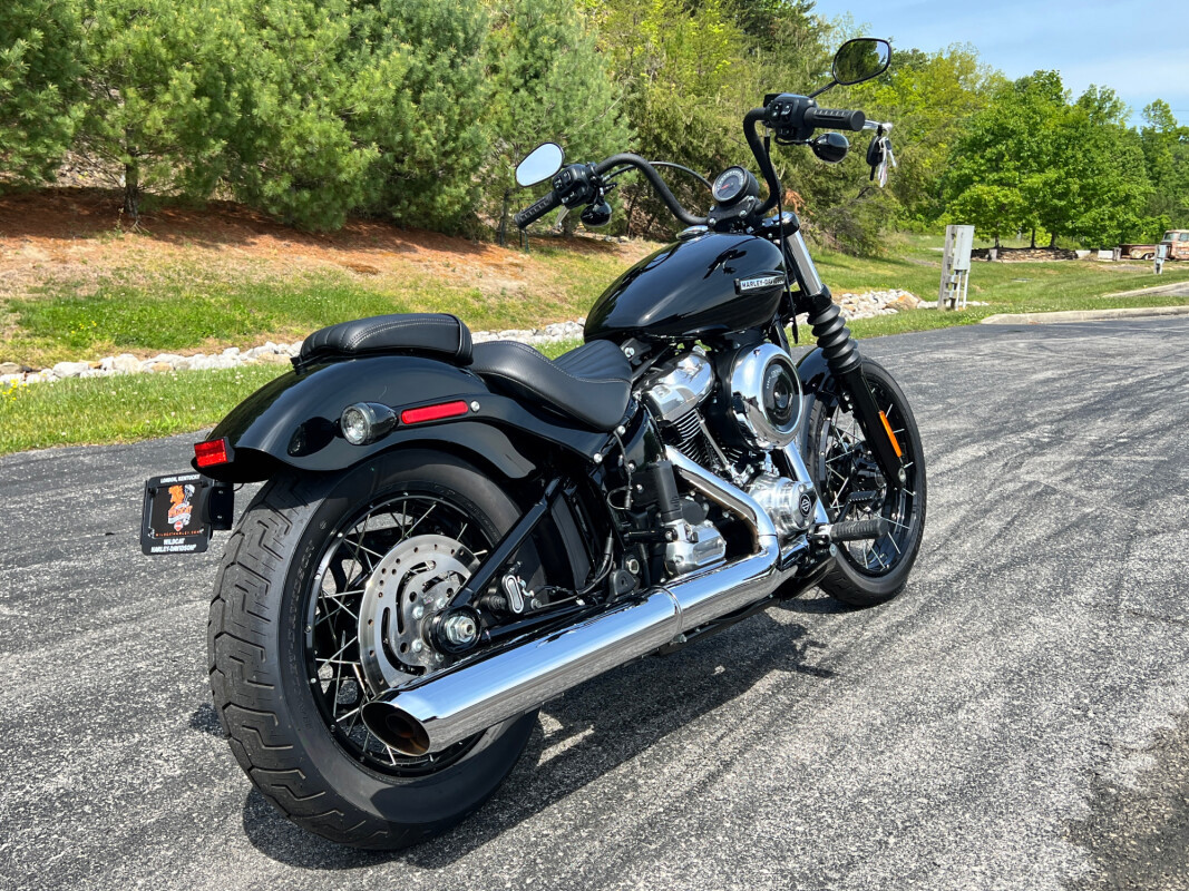 Street Bob®