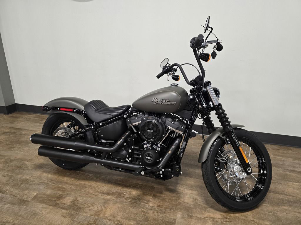 Softail® Street Bob®