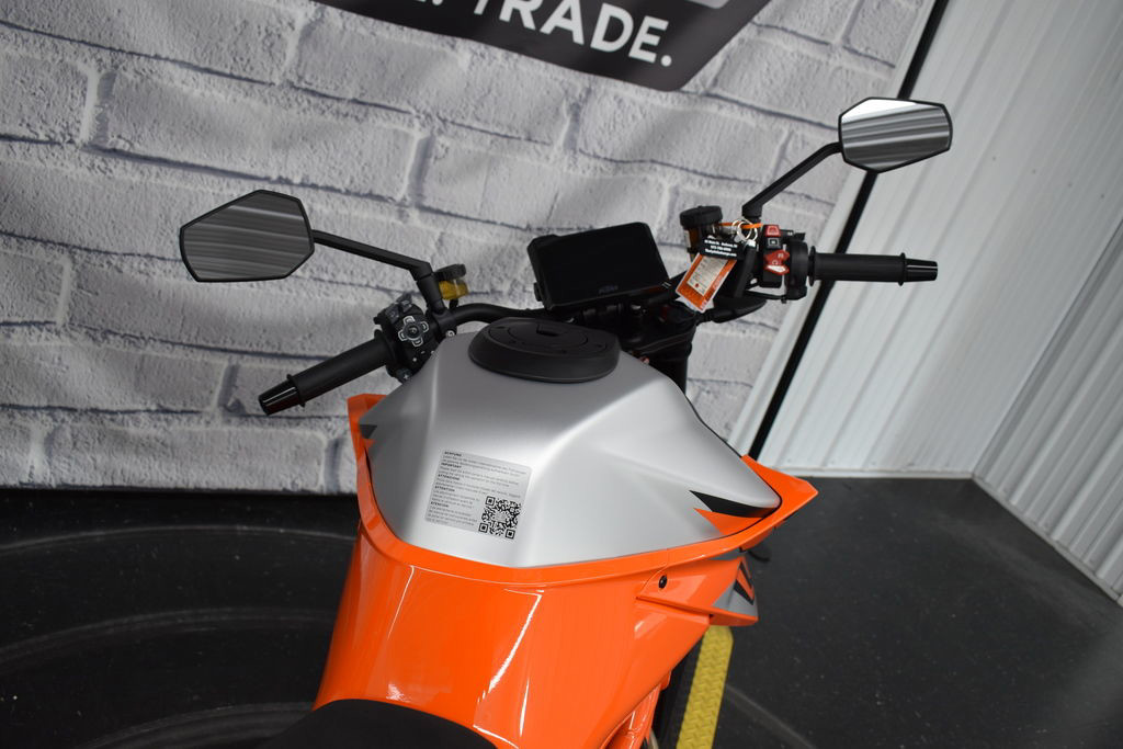 1290 Super Duke R