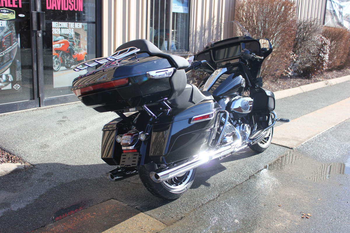 Street Glide® Limited