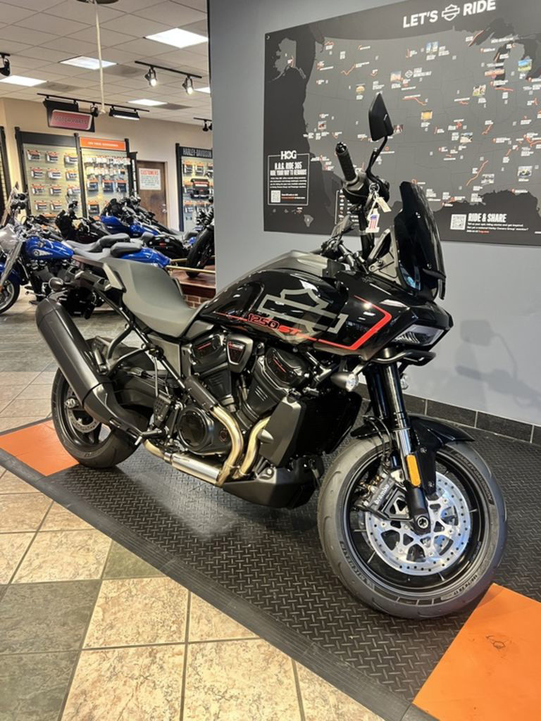 Pan America® 1250 ST