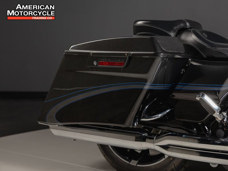 CVO™ Road Glide® Custom 