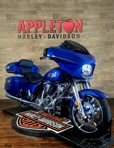 Street Glide®