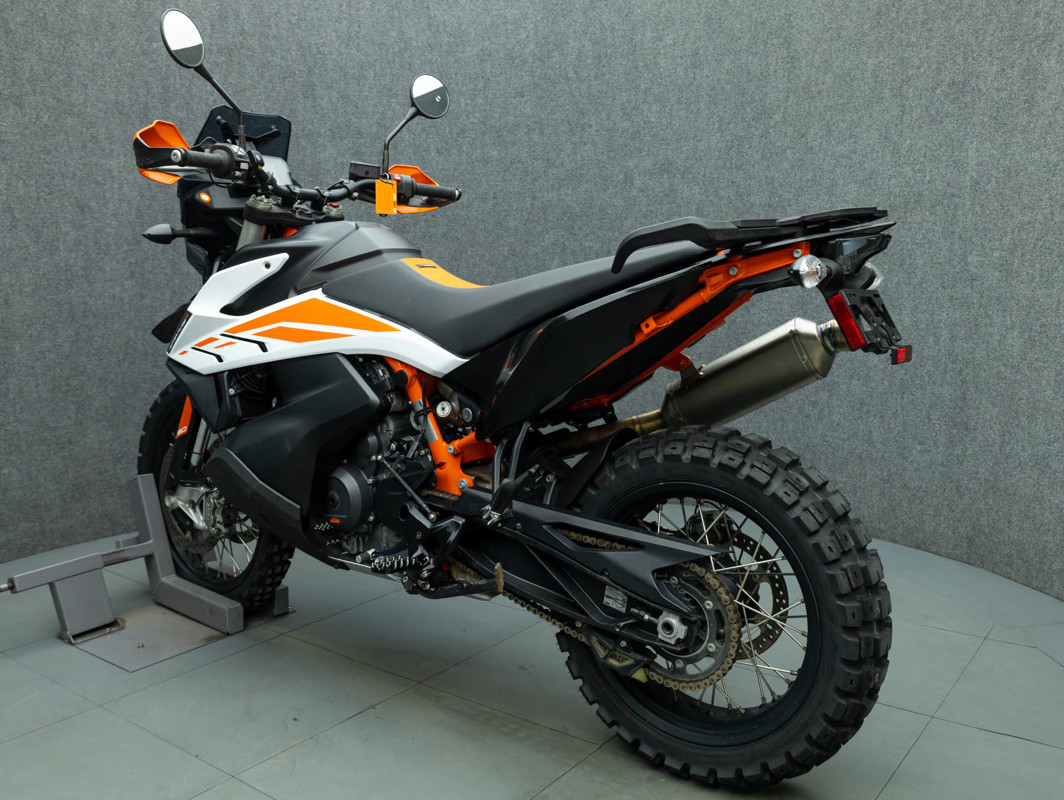 790 Adventure R