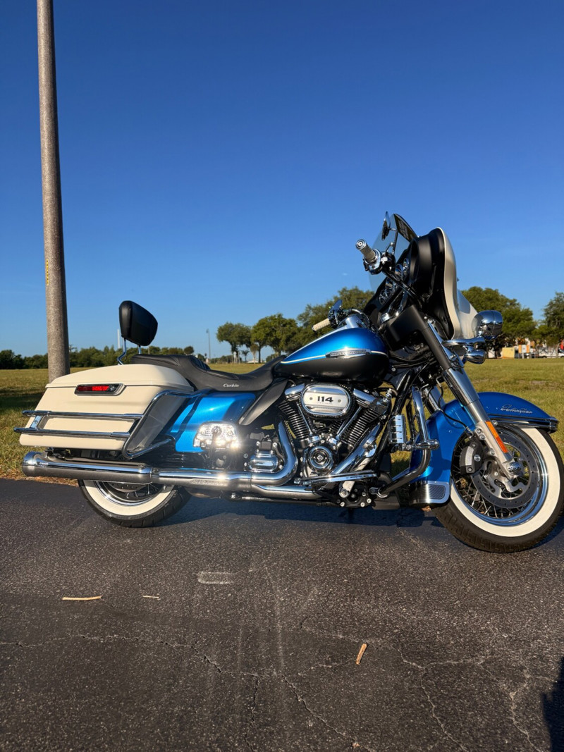 Electra Glide® Revival