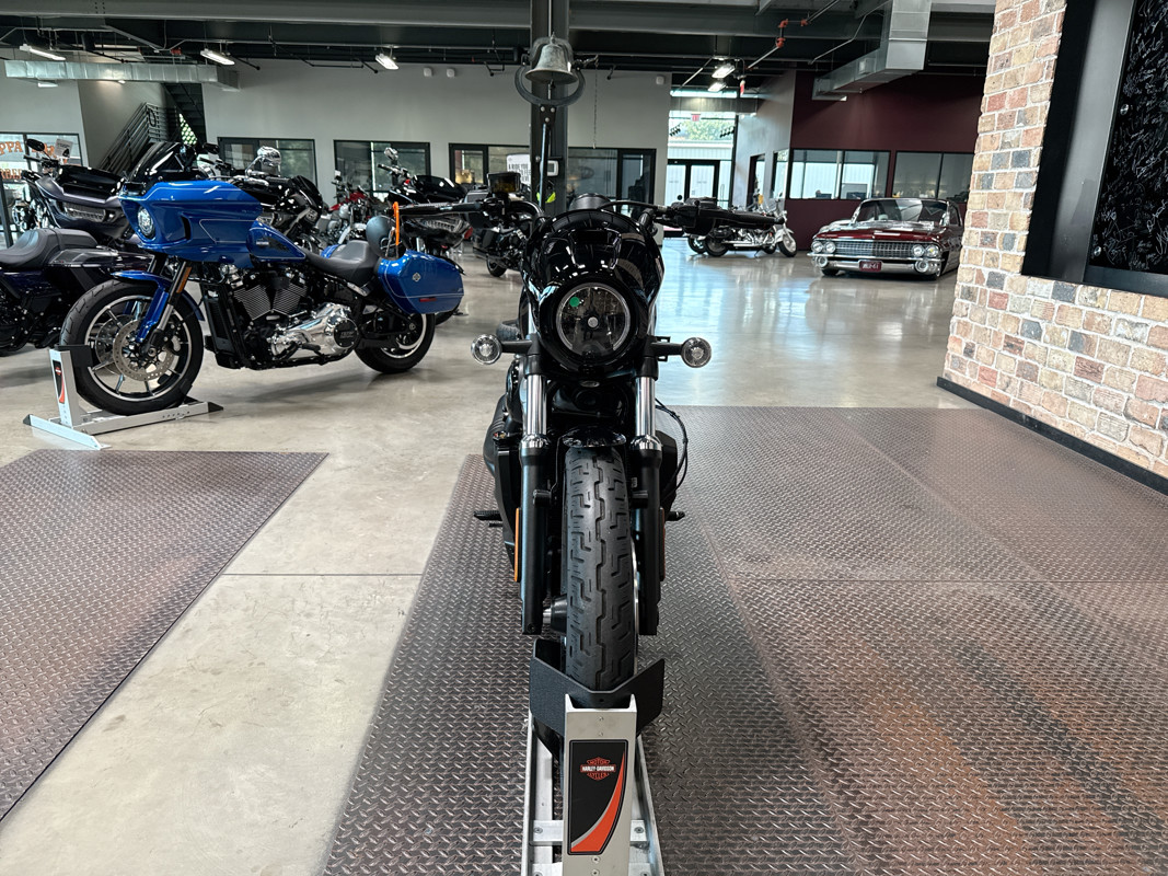 Nightster