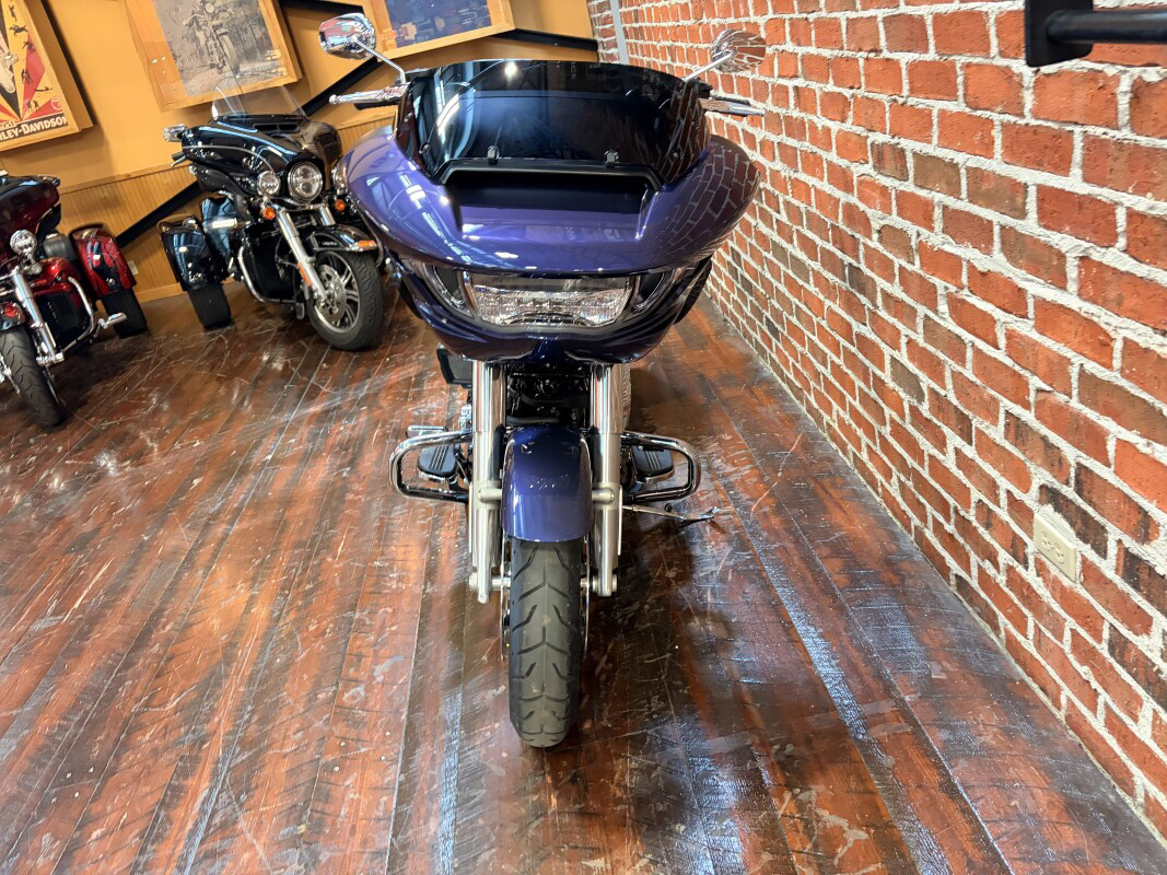 Road Glide®