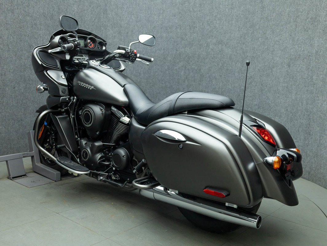 Vulcan 1700 Vaquero ABS