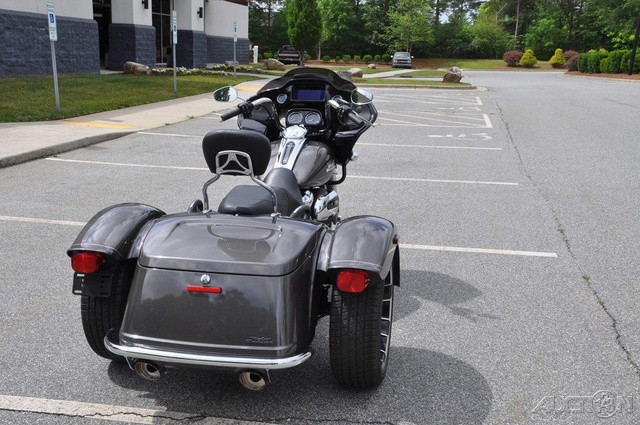 Road Glide® 3