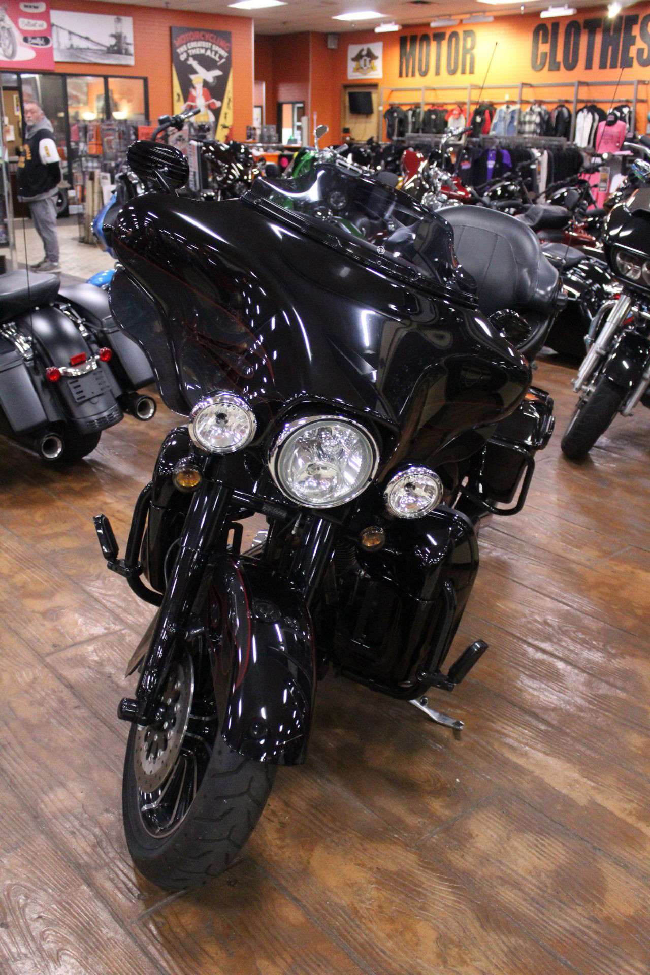 2010 Harley-Davidson CVO Screamin' Eagle Ultra Classic FLHTCUSE5 w/ Rinehart Duals & Apes! Top Of The Line! $13,995
