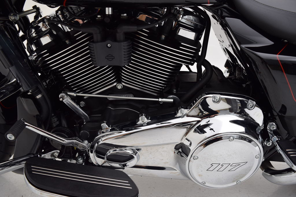 Road Glide®