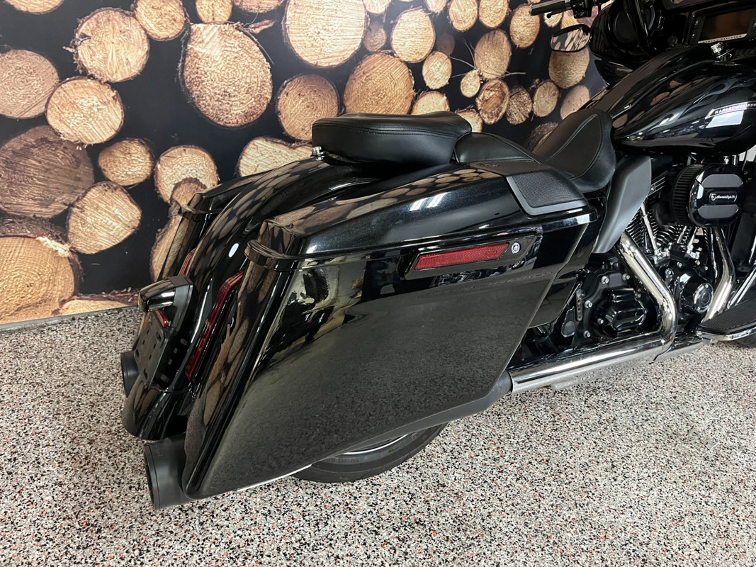 CVO® Street Glide®