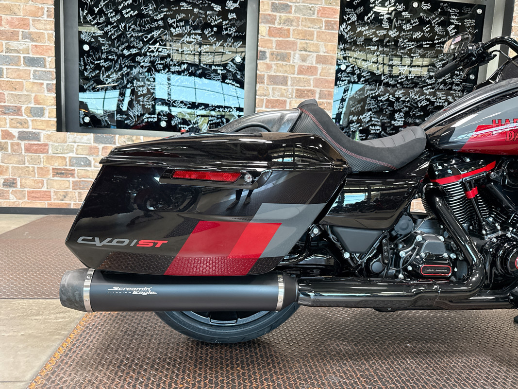 CVO® Road Glide® ST
