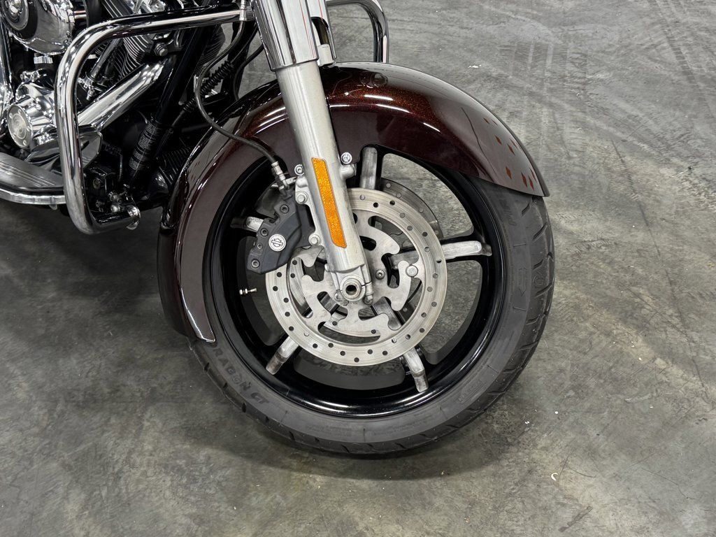 Street Glide®