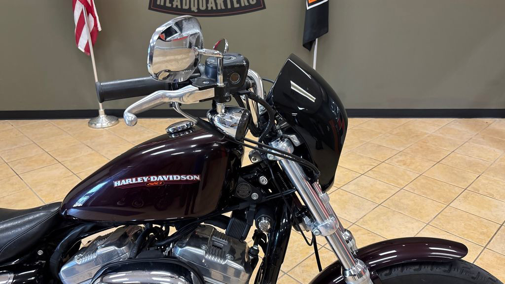 Sportster® 883 Low
