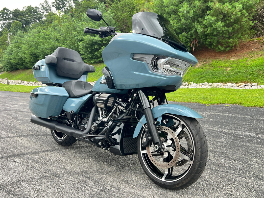 Road Glide®