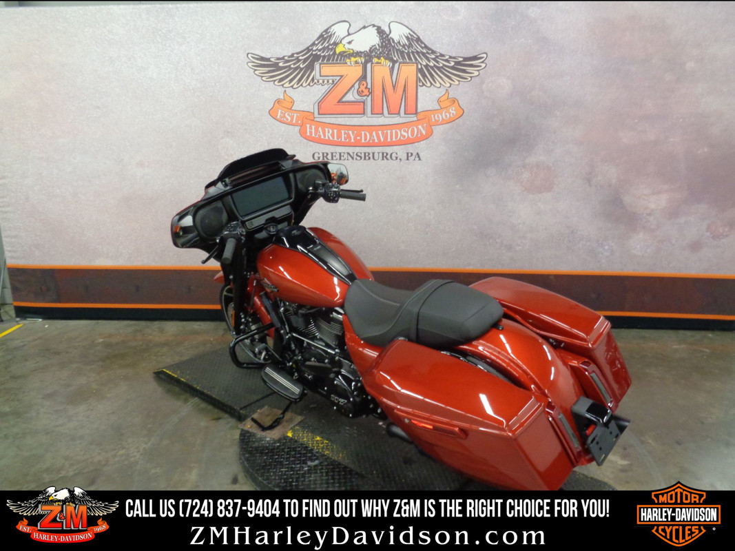 Street Glide®