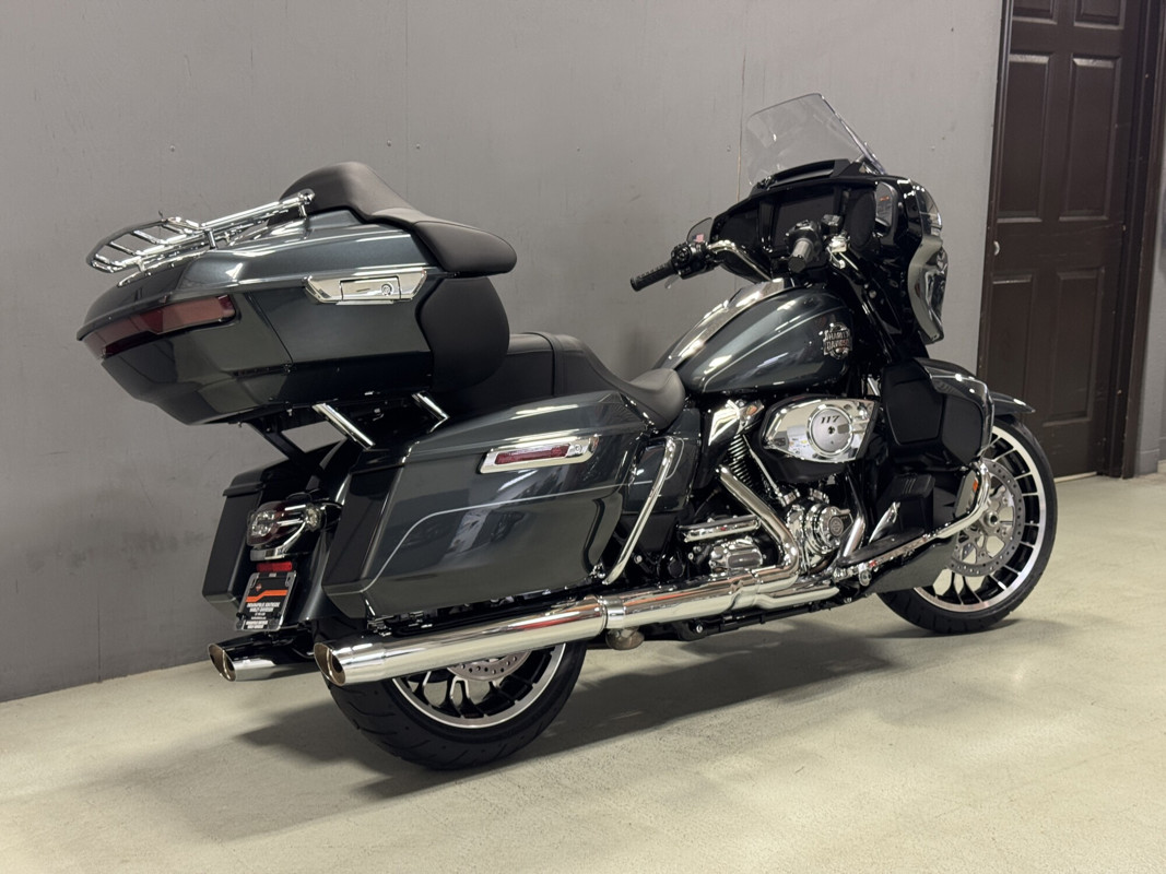 Street Glide® Limited