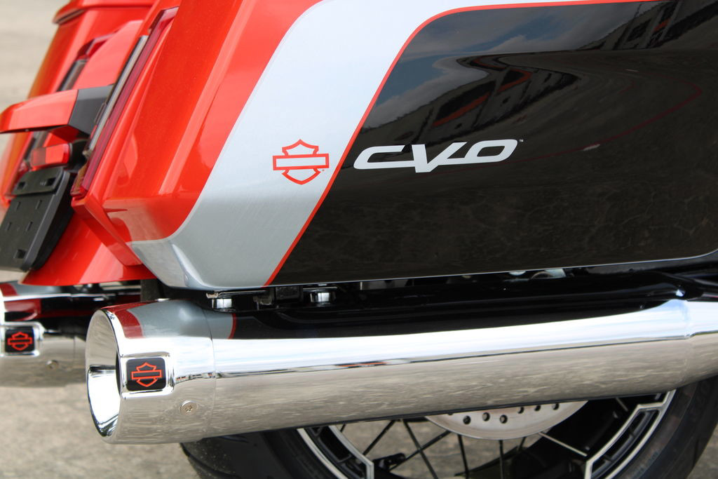 CVO® Street Glide®