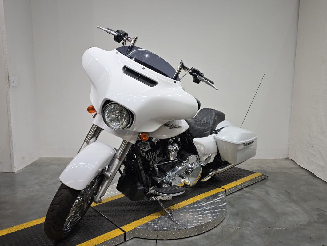 Street Glide® Special