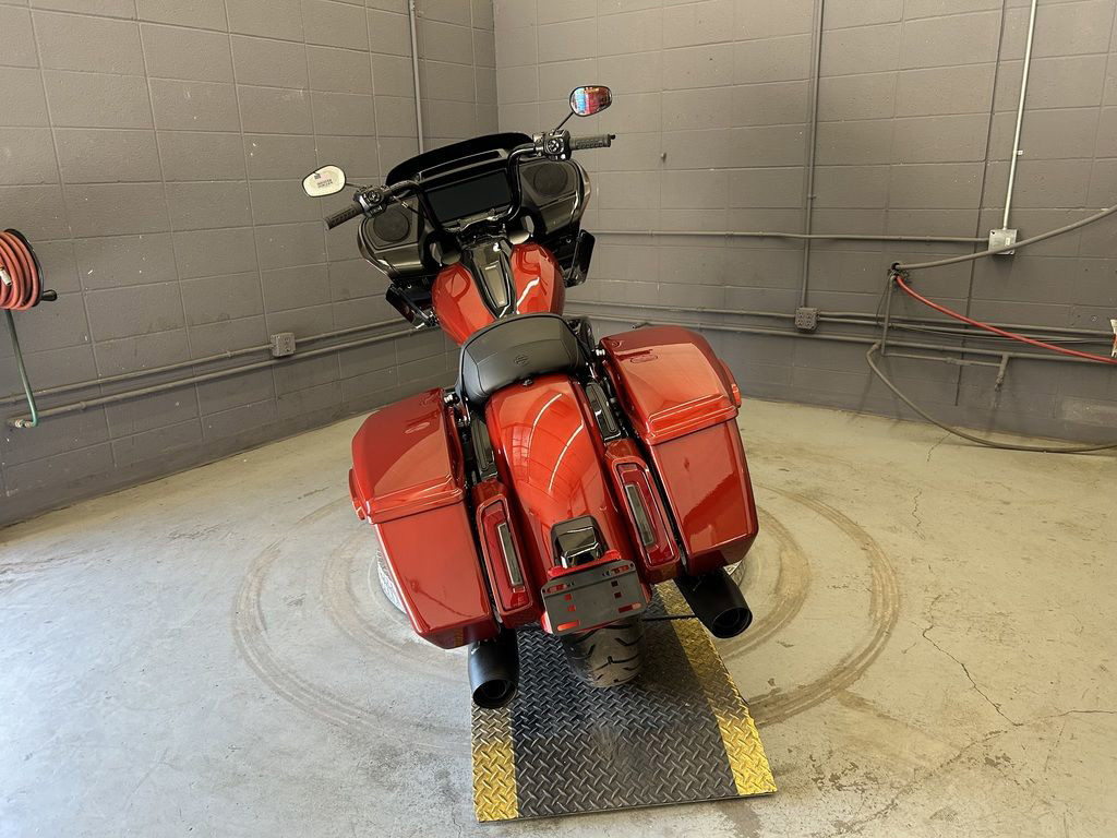 Road Glide®