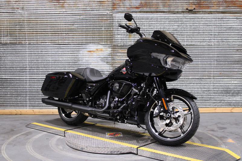 Road Glide®