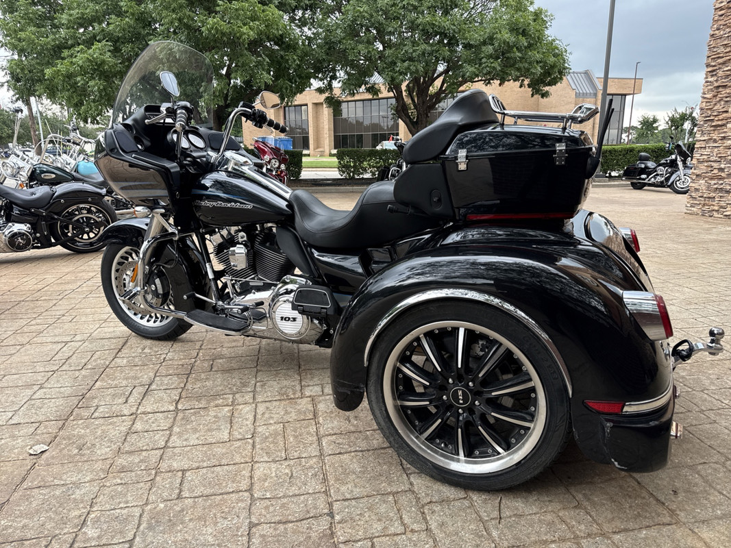 Road Glide® Ultra