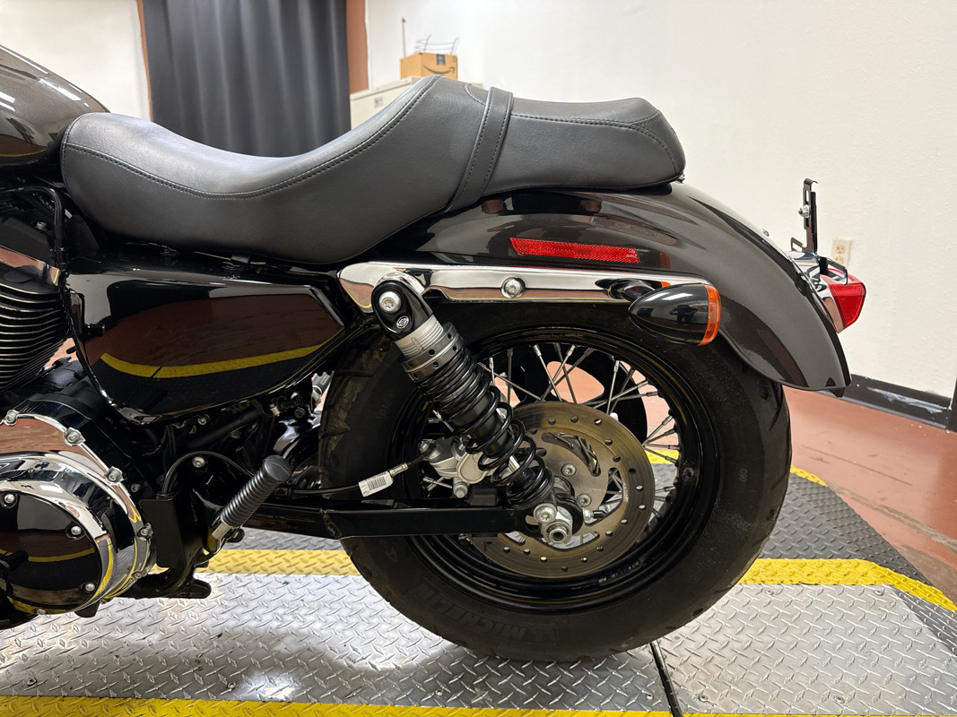 Sportster® 1200 Custom