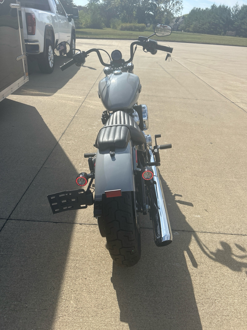 Street Bob®