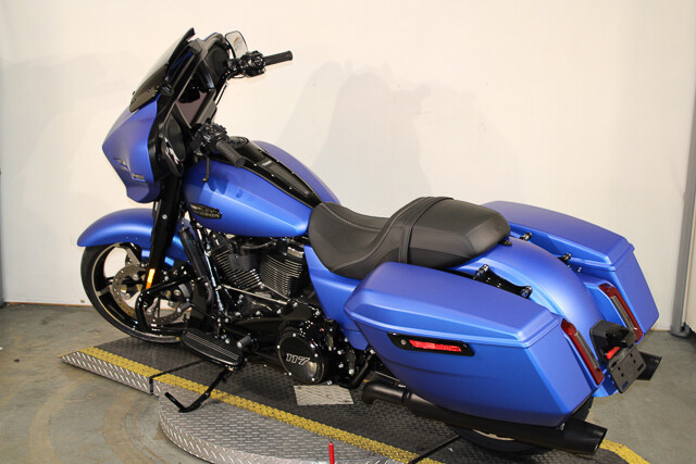 Street Glide®