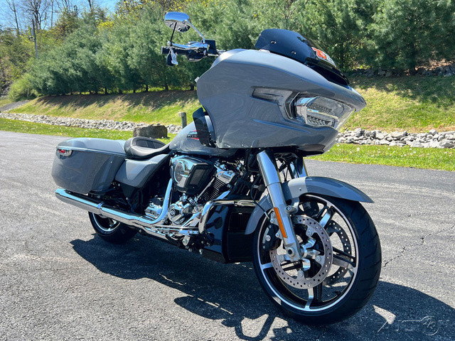 Road Glide®