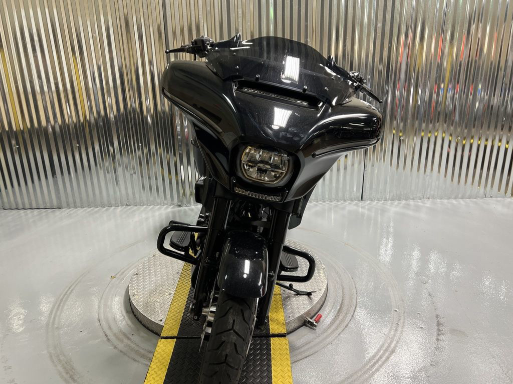 Street Glide®