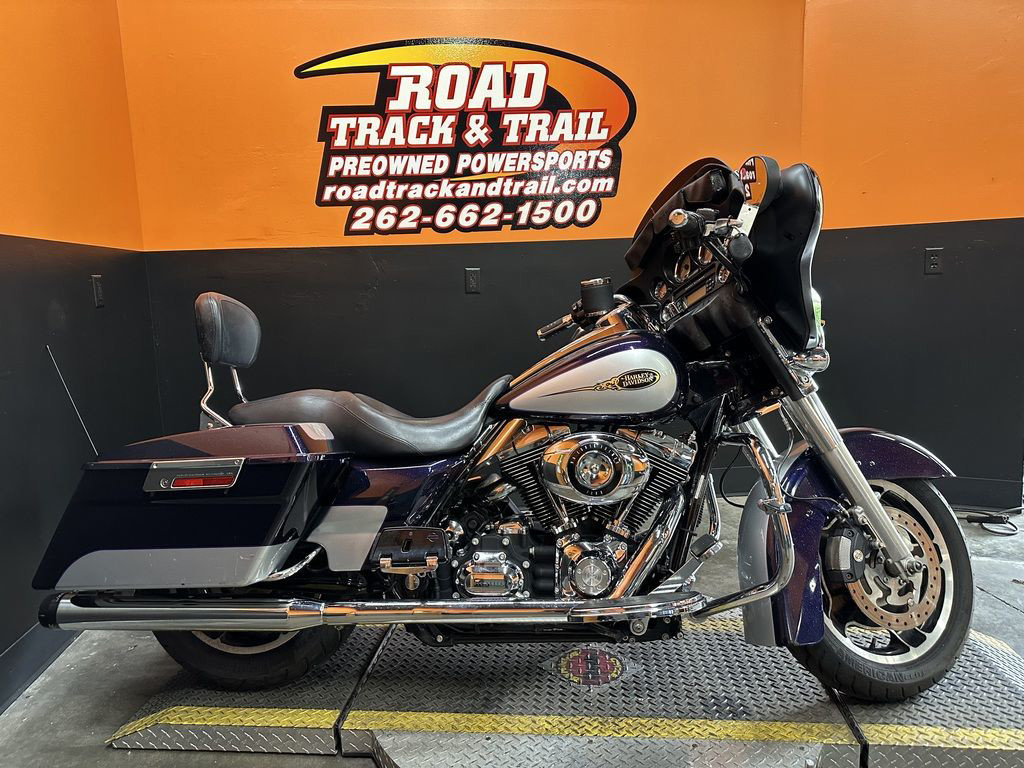 Street Glide®
