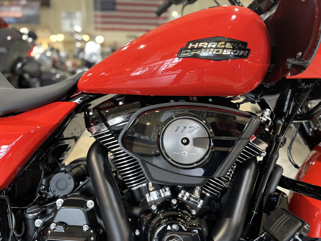 Road Glide®
