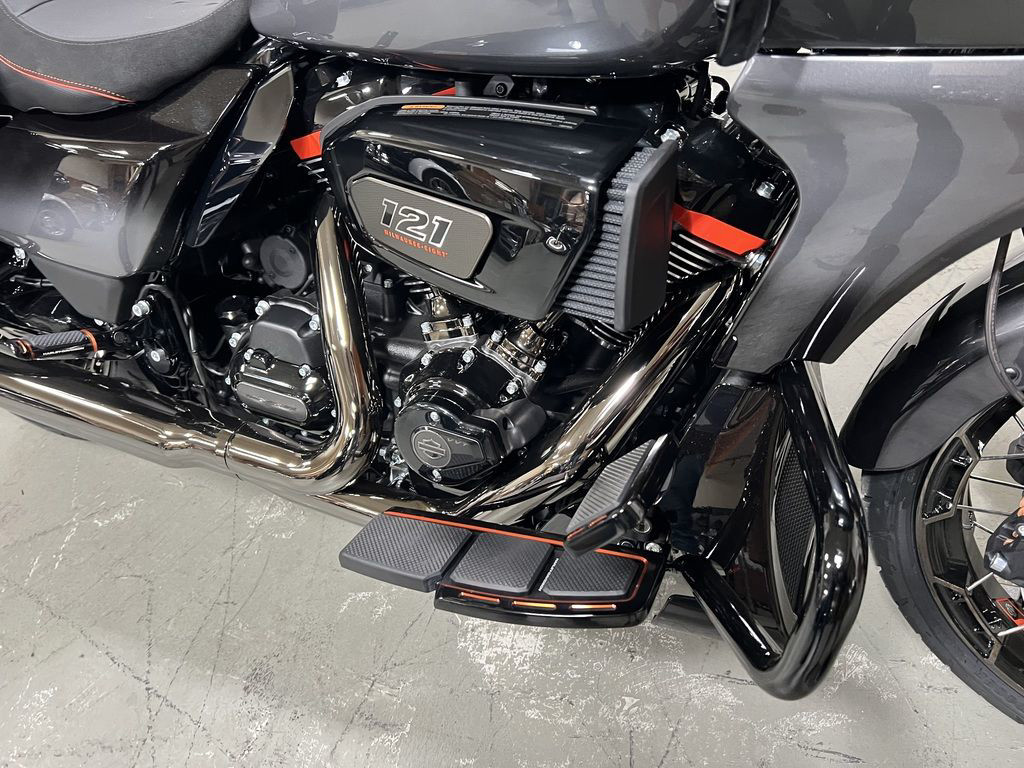 CVO® Road Glide®