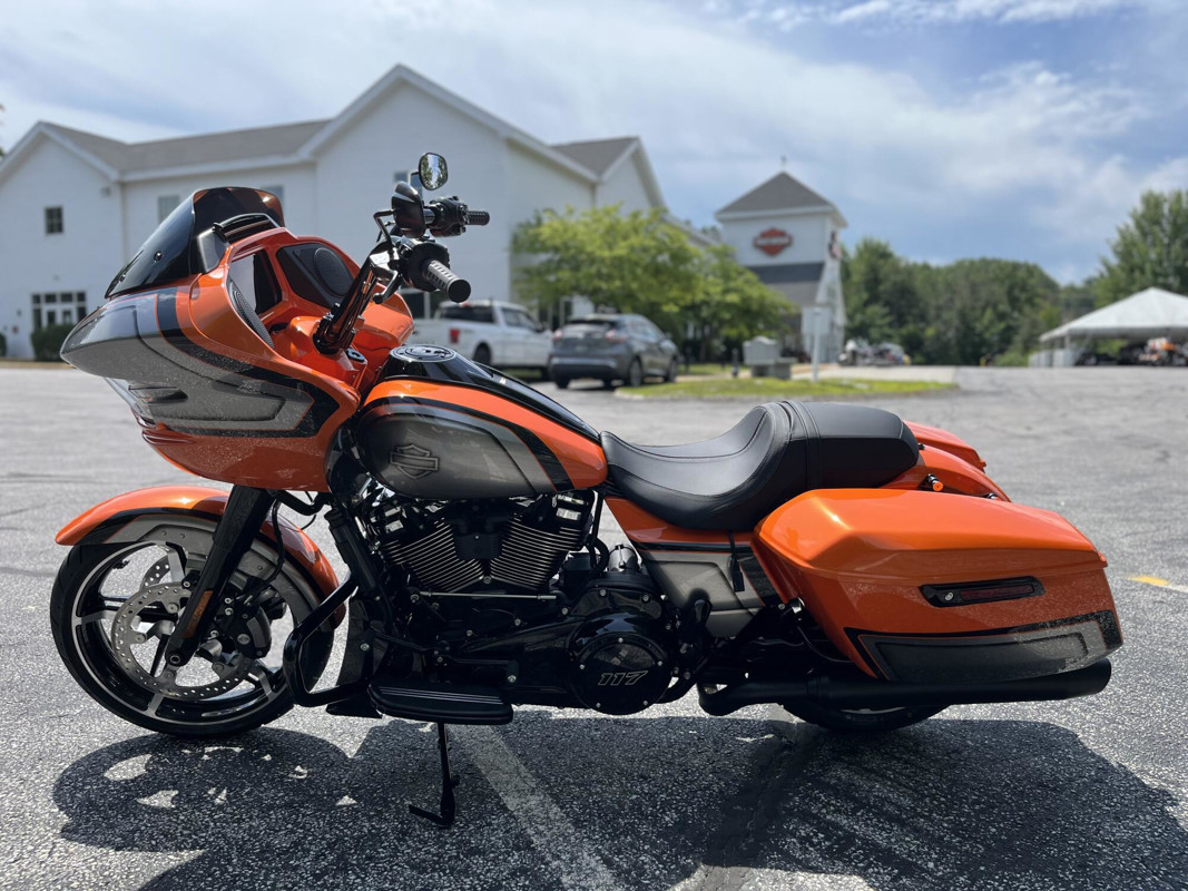 Road Glide®