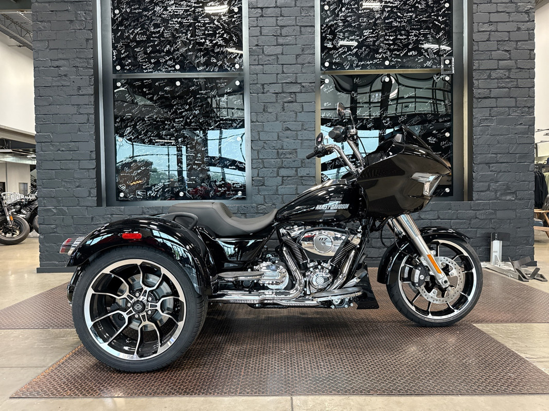 Road Glide® 3