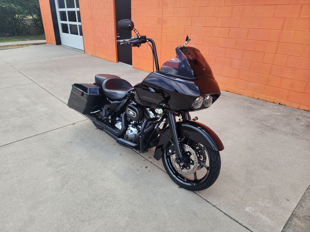 Road Glide® Custom