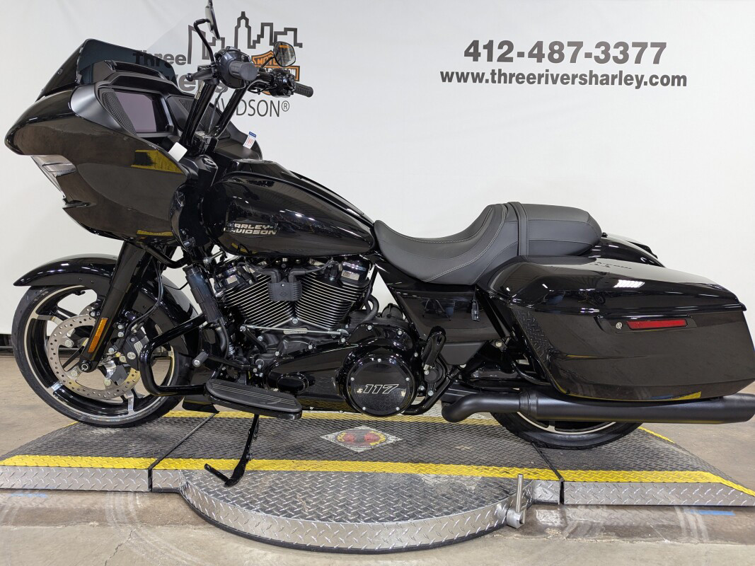 Road Glide®