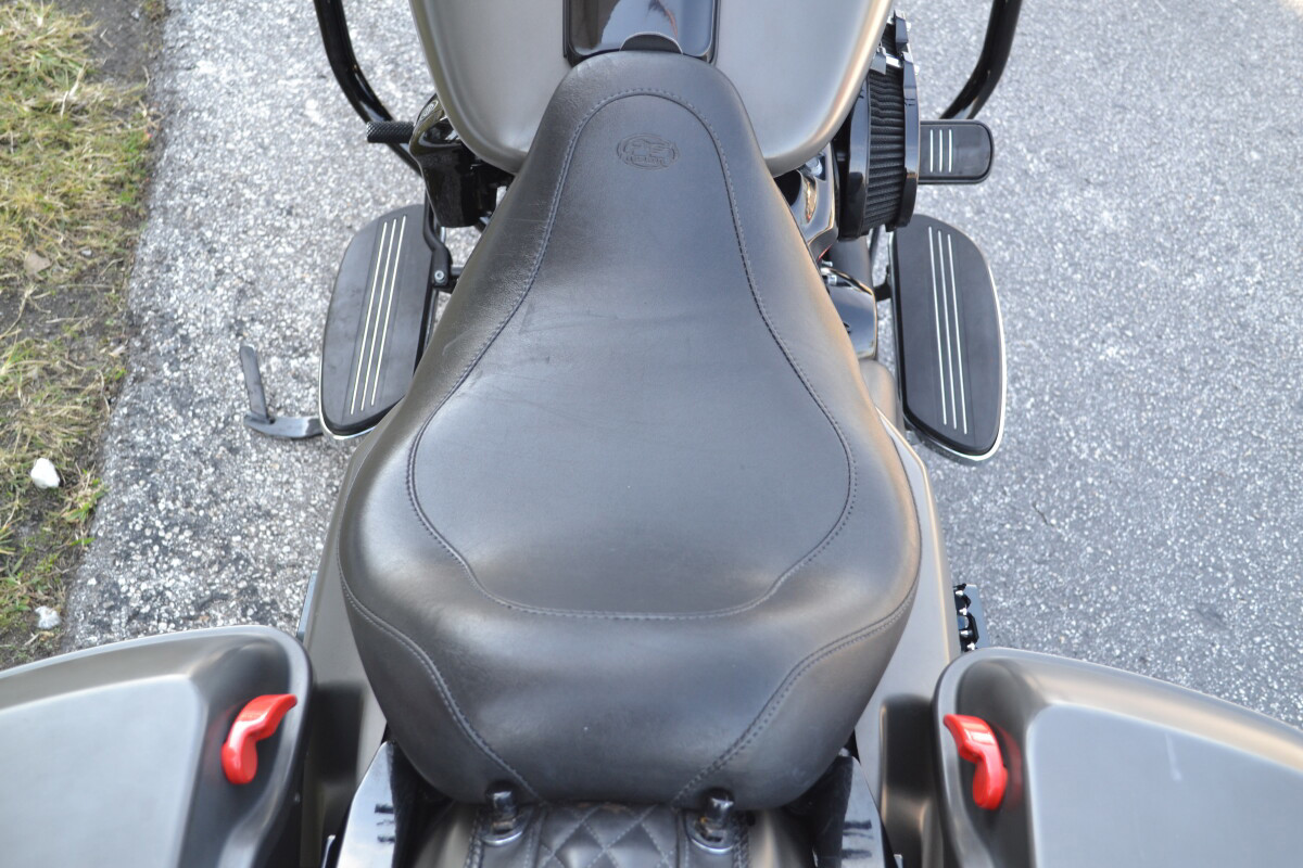 Road Glide® Special