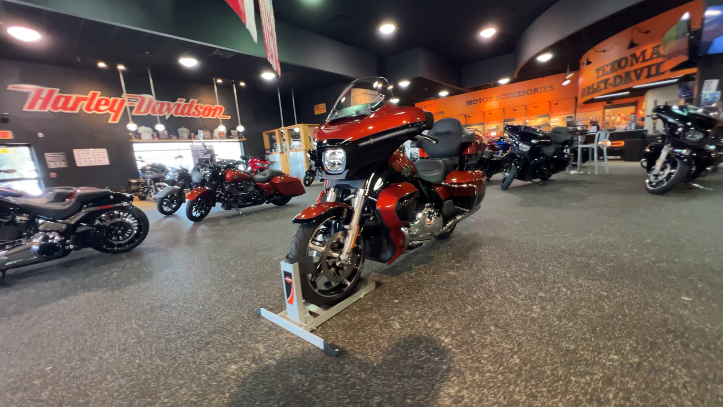 Street Glide® Ultra