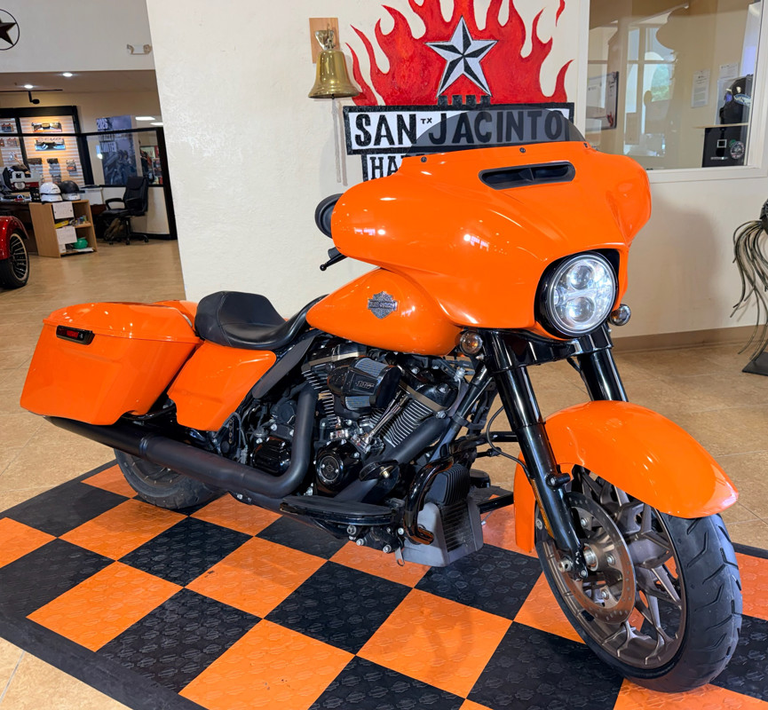 Street Glide® ST