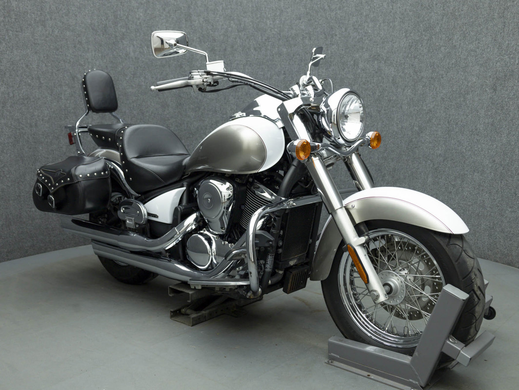 Vulcan 900 Classic LT