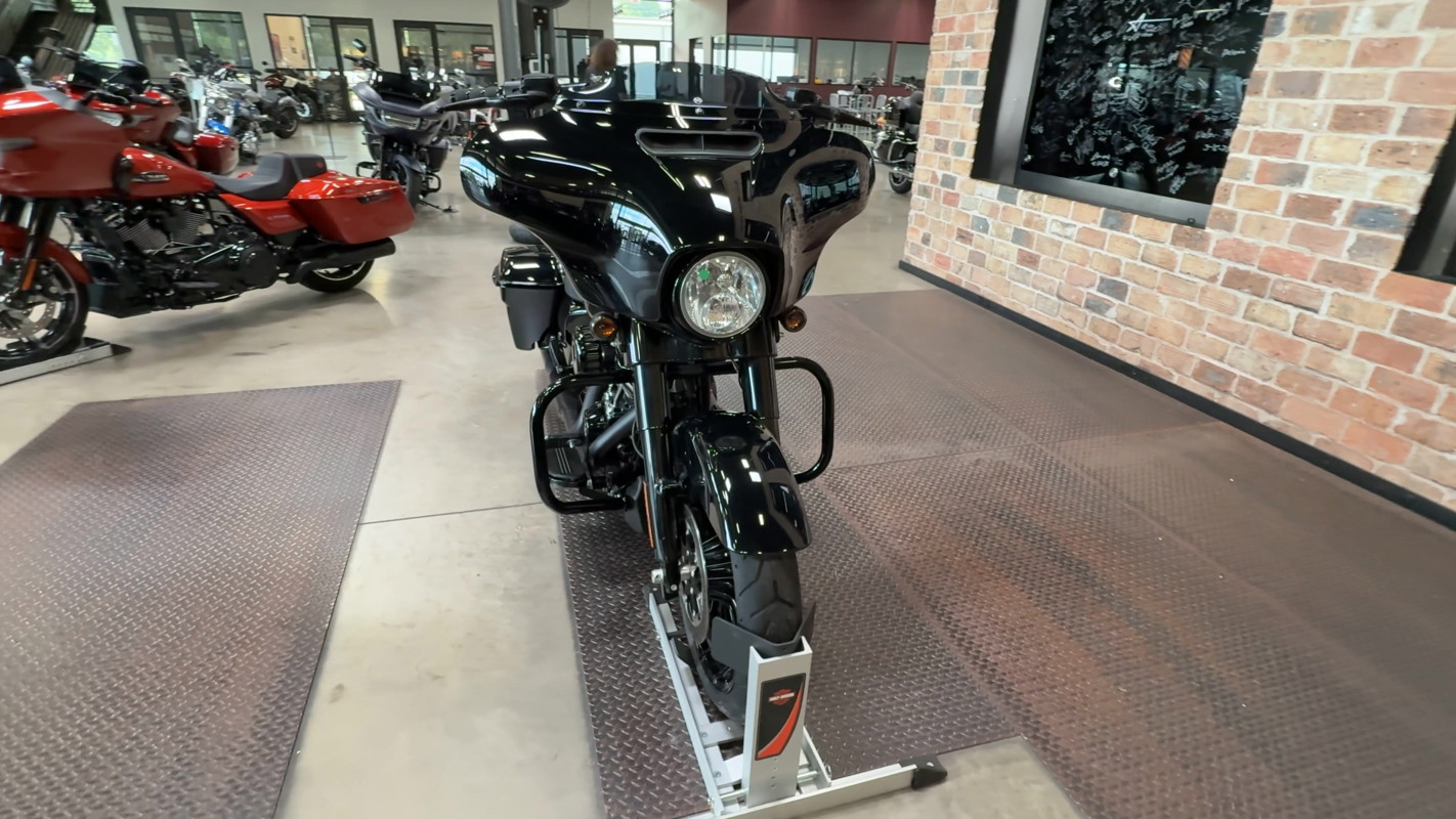 Street Glide® Special