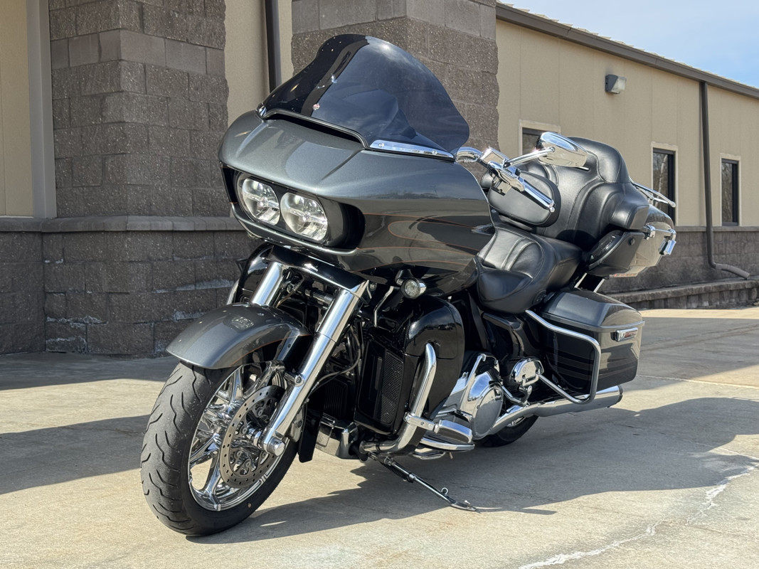 CVO® Road Glide® Ultra