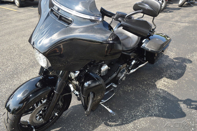 CVO® Street Glide®