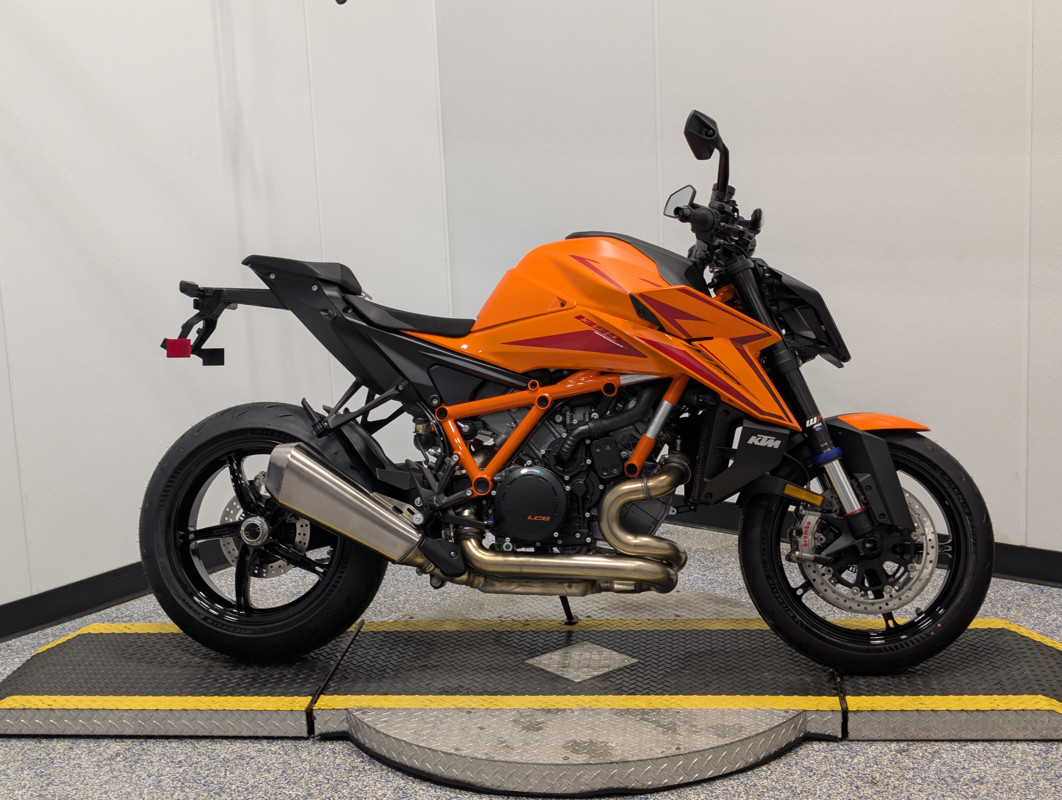 1390 Super Duke R
